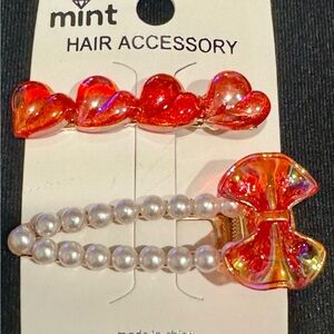 Girls Set of 2 Hair Clips Gold Tone Hearts and Bows Red
